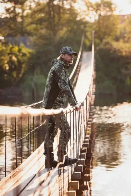 Alaska 1795 Alaska Chaser metsästyspuku, BlindTech Forest Camo